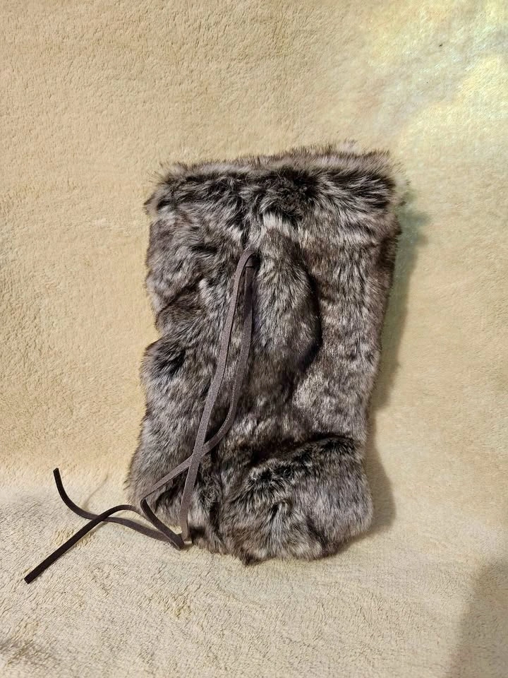 🍷Faux Fur🍾 Wine Gift Bag Satchel🥂
