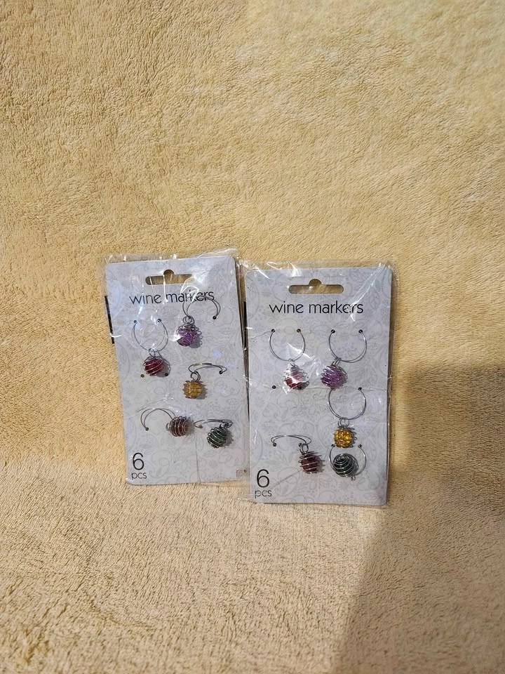 Wine Lovers Gift Collection - photo 3