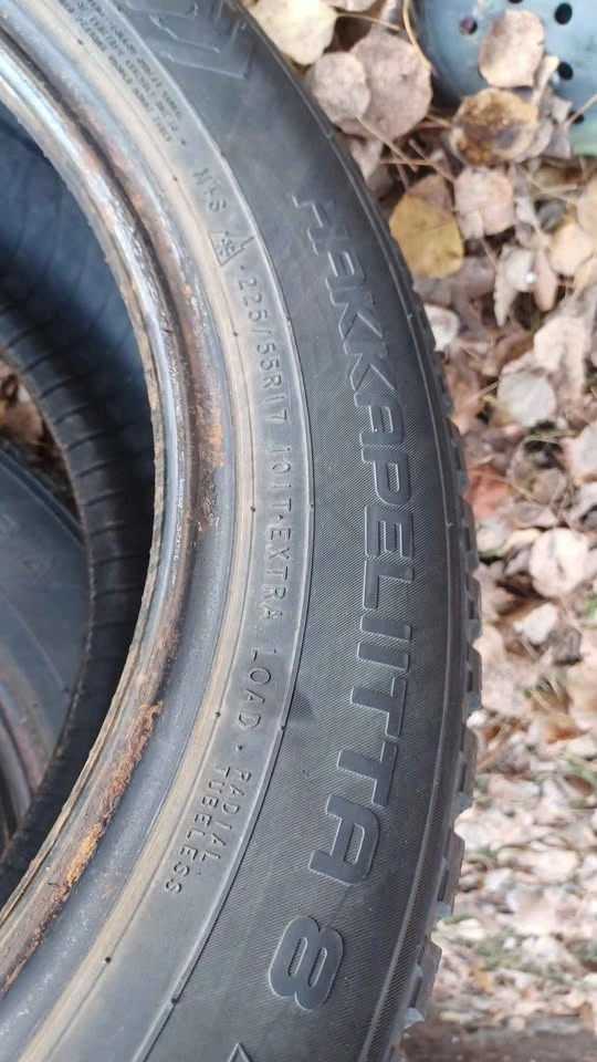 4 STUDDED 225/55/R17 NOKIAN TIRES $120 Total - photo 4