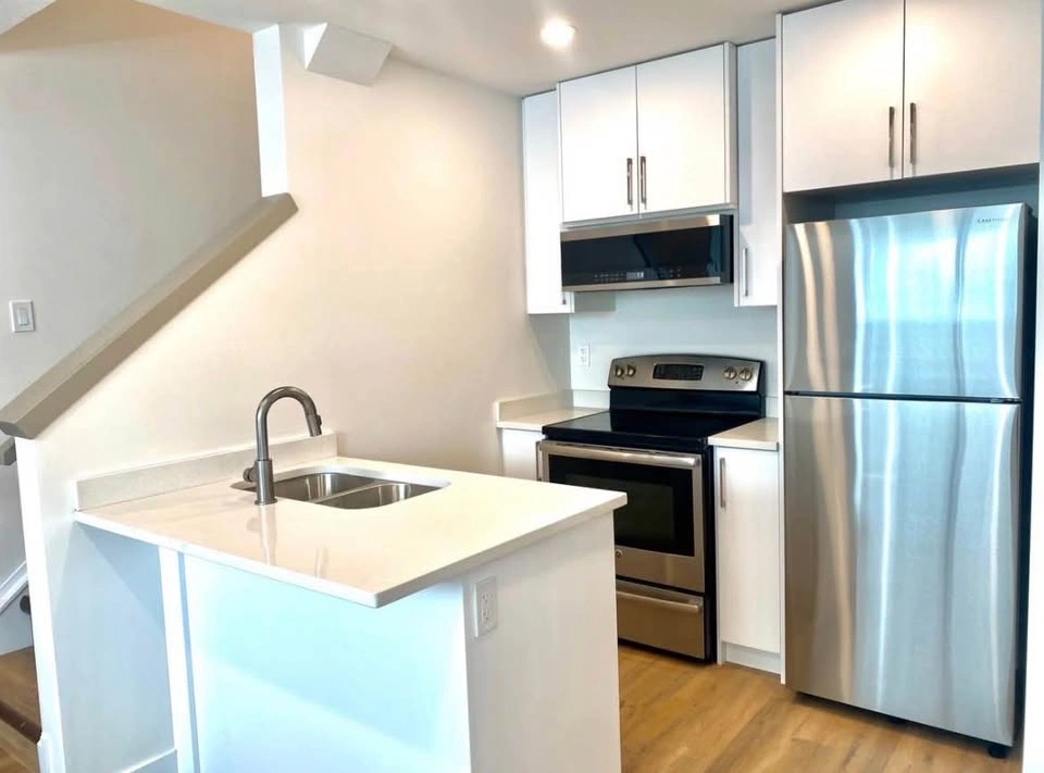 1 Bed 1 Bath - House - photo 2