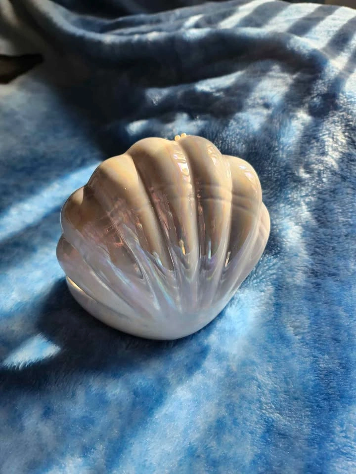 Iridescent Ceramic Shell Pearl Lamp - photo 4