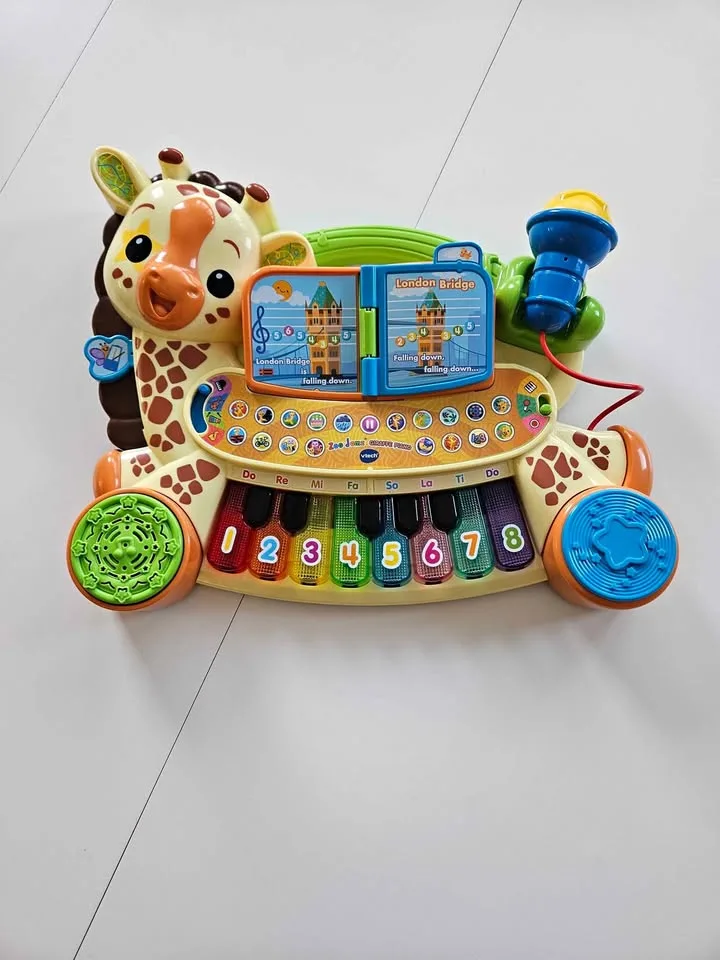 VTech Zoo Jamz Giraffe Piano
