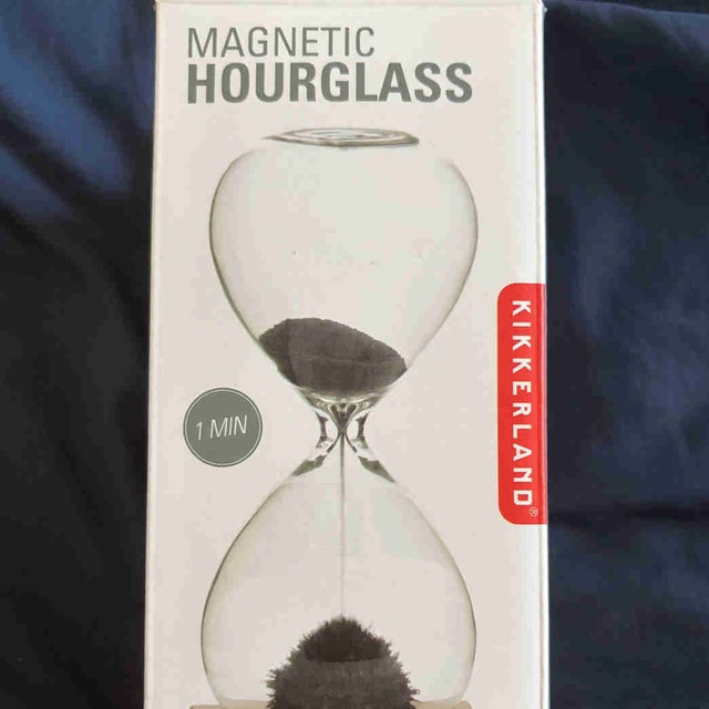 Kirkland Magnetic Hourglass