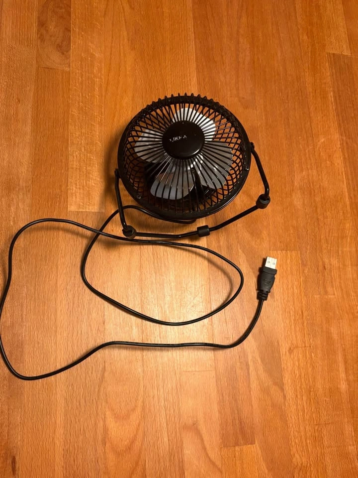 Likewise 4" Portable USB Personal Desk Fan - Black