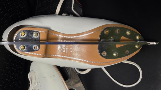 Edea Chorus Figure Skates with Capri Blades - photo 4