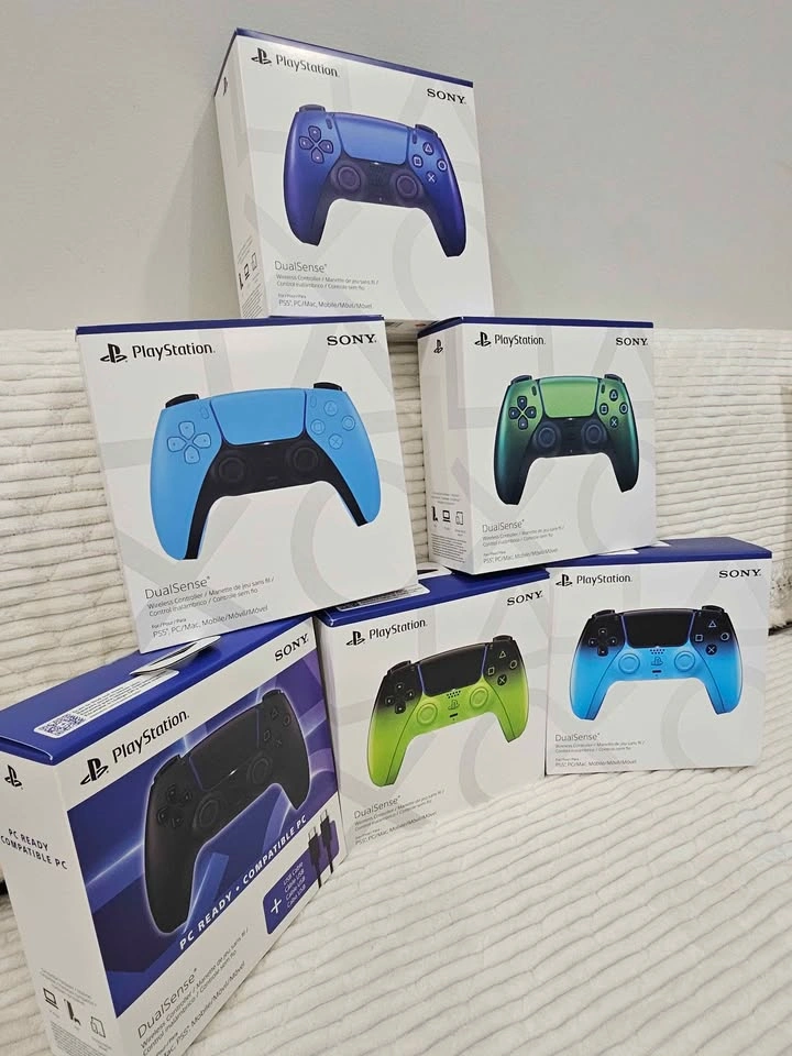 New Sealed Sony PS5 DualSense Controllers - Multiple Colours - photo 2