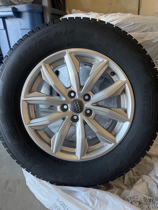 Winter tires for Audi Q5 235/65 R17 5x112