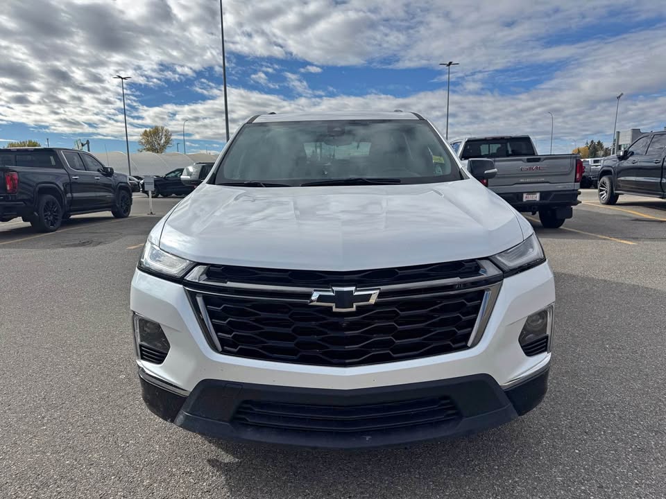 2023 Chevrolet traverse premier - photo 2