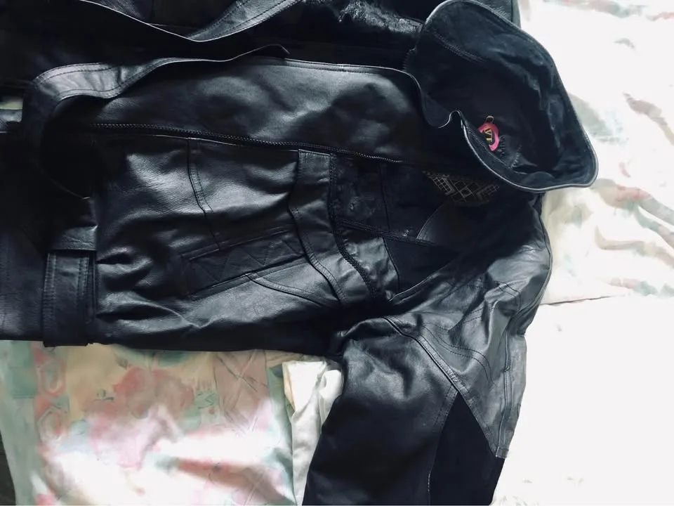 Designer Women’s Leather Jacket image indicator(2)