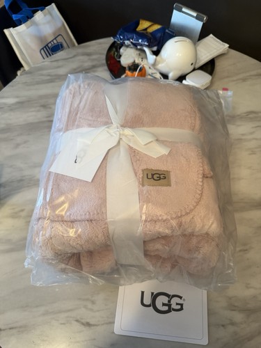 UGG Whitecap Throw Blanket - New