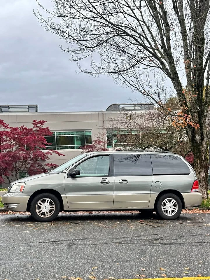2004 Ford Freestar Passenger
