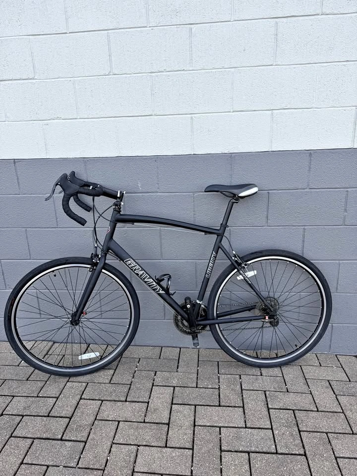 Gravity Liberty 700C Road Bike – Shimano 21 Speed