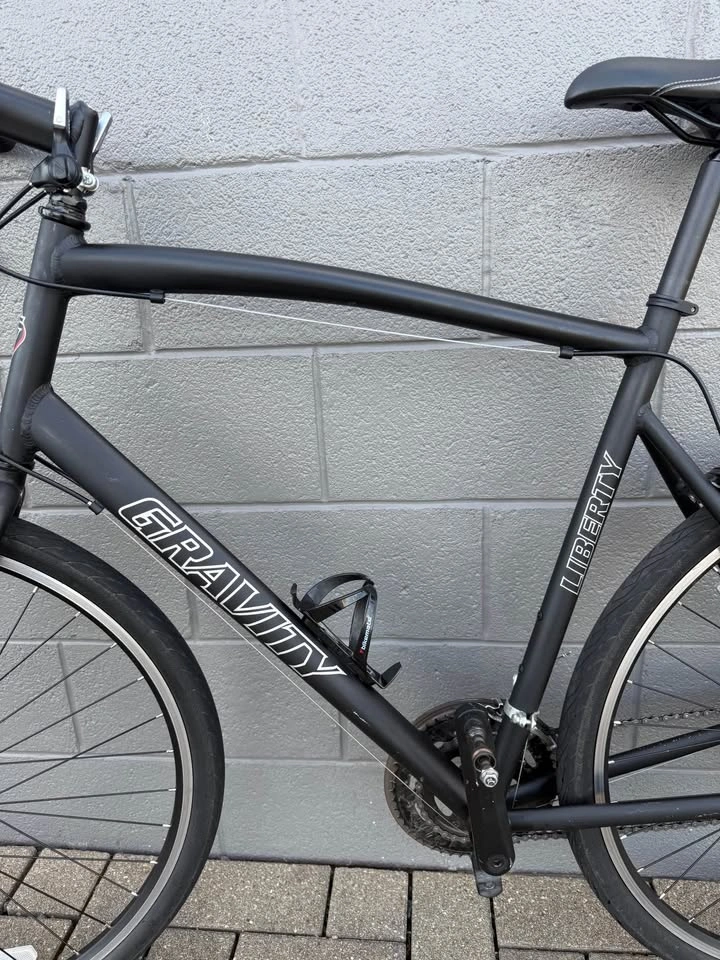 Gravity Liberty 700C Road Bike – Shimano 21 Speed - photo 2