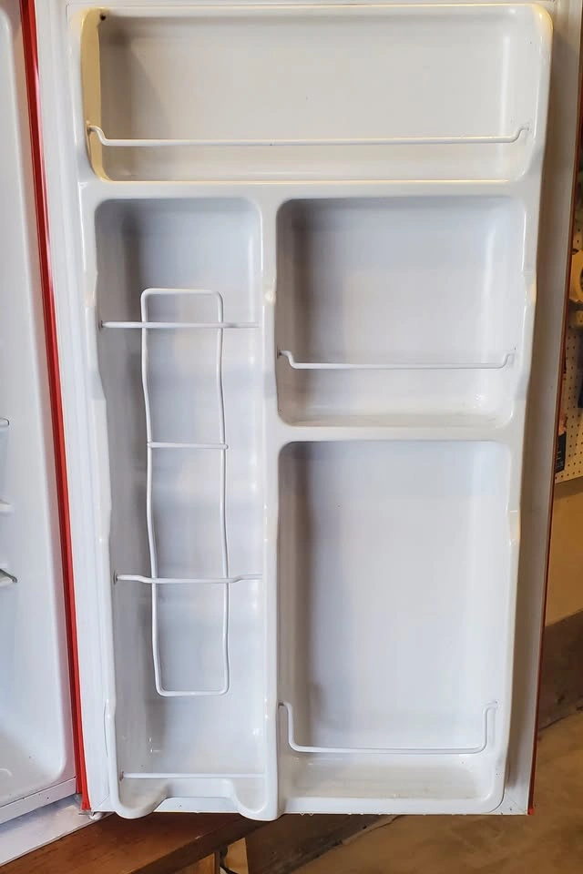 Retro Red RCA 3.2 cuft Mini Fridge w/ Freezer - photo 3