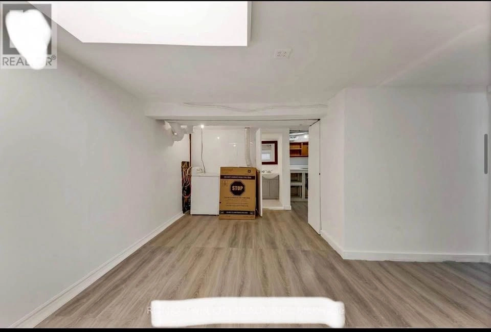 2 Beds 1 Bath - House