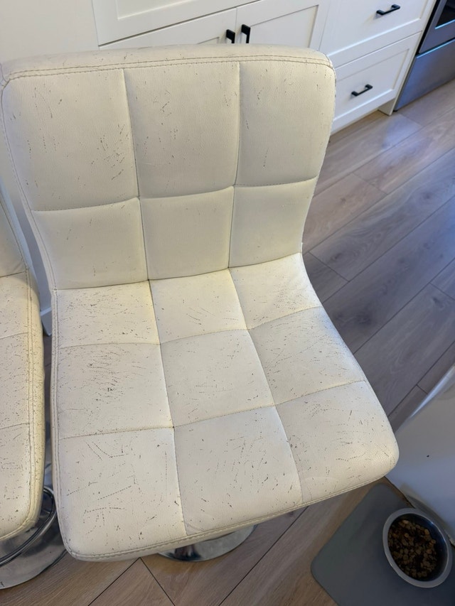 White adjustable bar stools