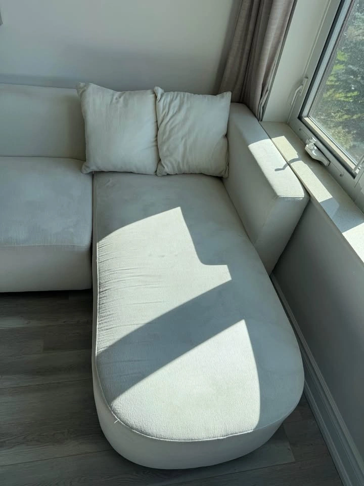 White Modular Sectional Sofa with Curved Chaise - photo 2