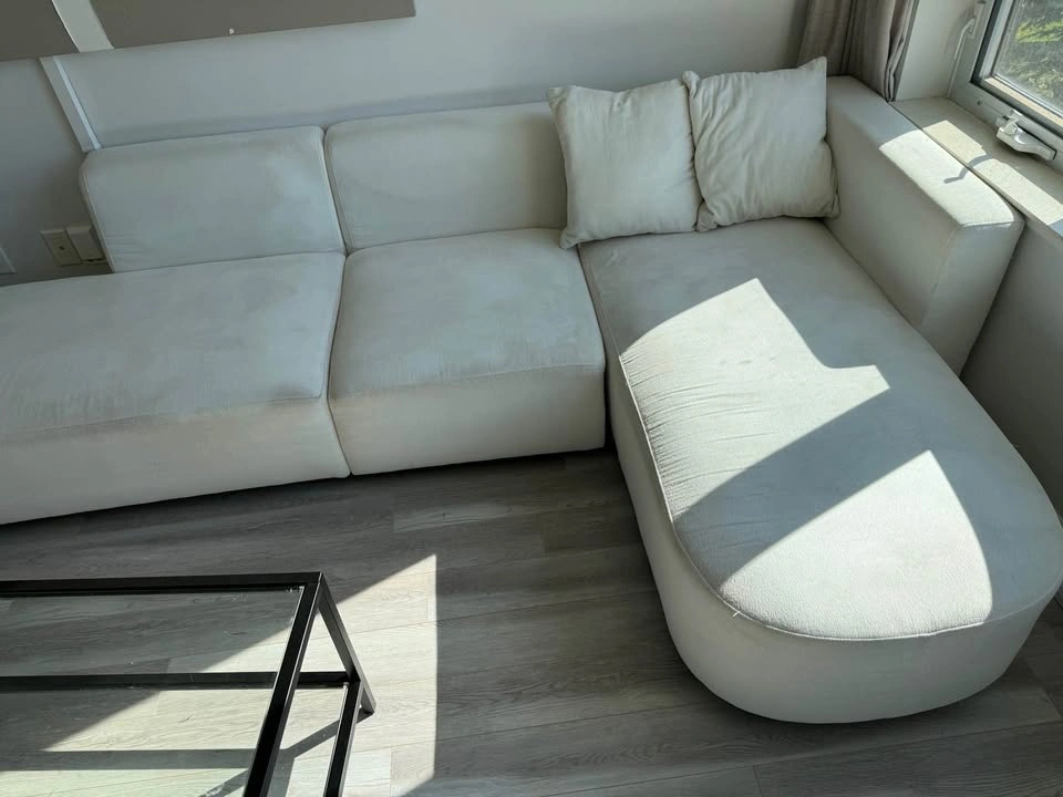 White Modular Sectional Sofa with Curved Chaise - photo 3