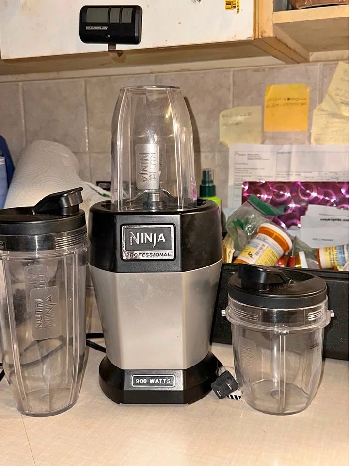 Nutri Ninja Professional 900 Watts Blender