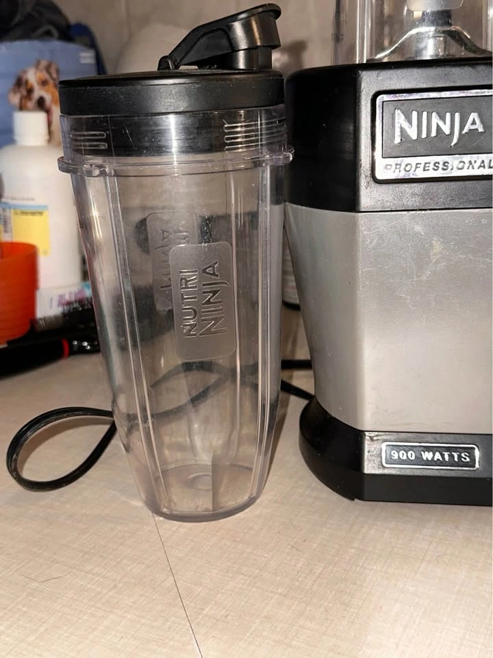 Nutri Ninja Professional 900 Watts Blender - photo 2