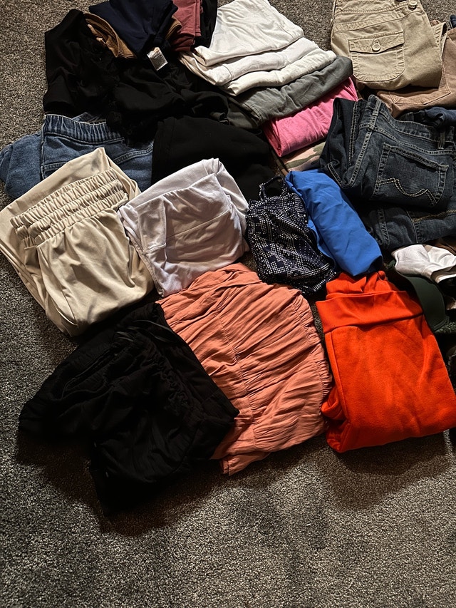 Women’s Clothing Bundle - 38 Items - photo 3