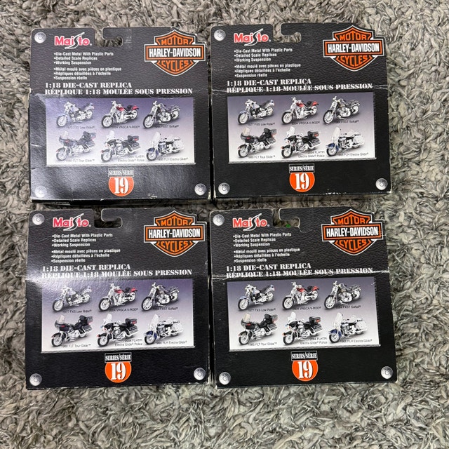 Harley-Davidson Maisto Die-Cast Motorcycle Toy Set - photo 2