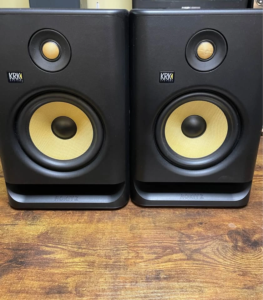 KRK Rokit 7 Gen 4 studio monitors - photo 2