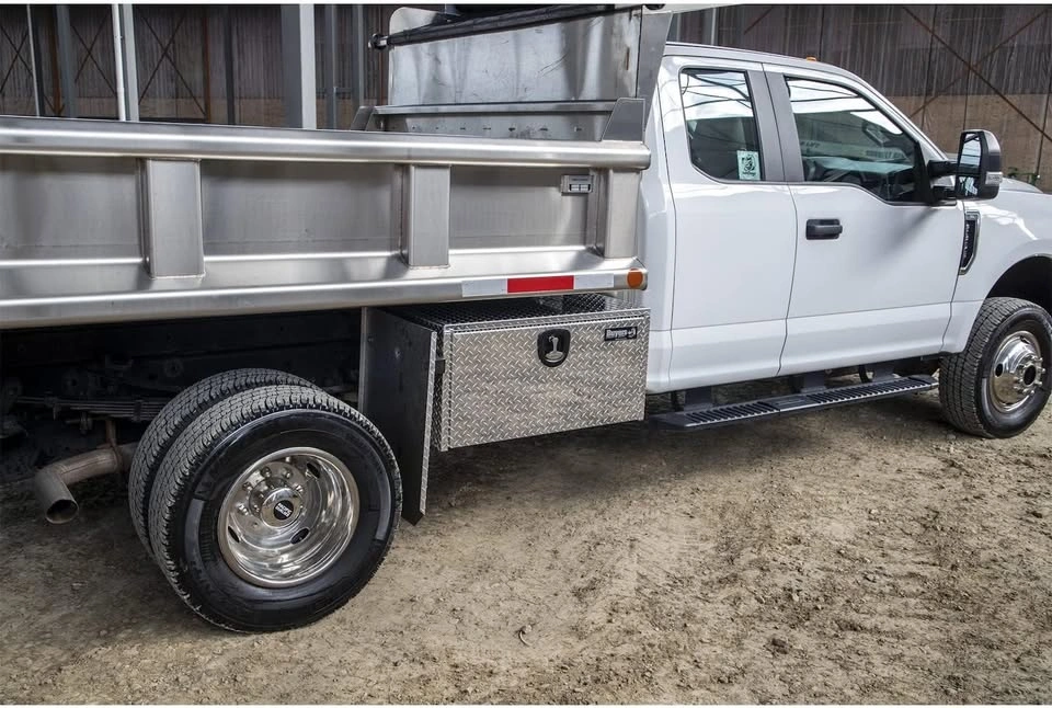 Aluminum Truck Tool Box 18x18x30 Underbody Brand New - photo 5