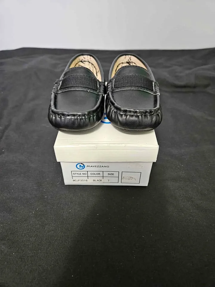 Mavezzano Baby Shoes - Size 7 thumbnail
