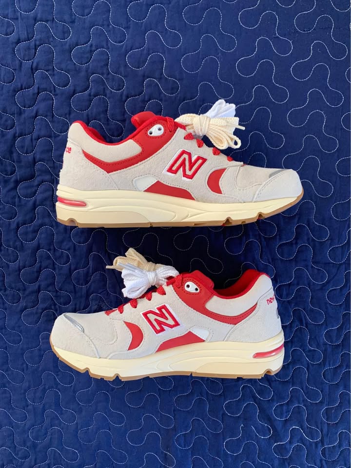 Kith x New Balance 1700 Canada Pack - Toronto Marshmallow - photo 3