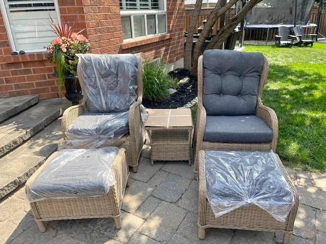 5 Piece Rattan Outdoor Conversation Set Save $1400