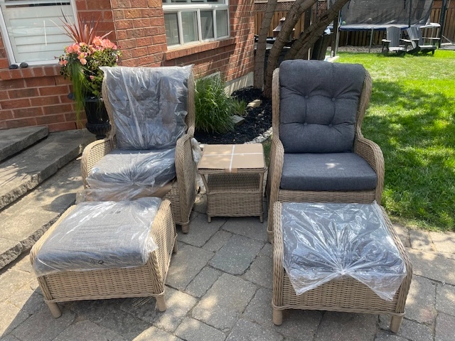 5 Piece Rattan Outdoor Conversation Set Save $1400 - photo 2