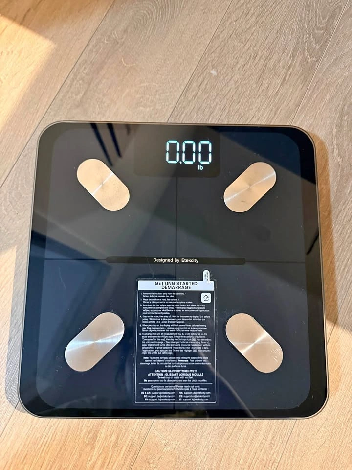 Smart Digital Bluetooth Body Weight Scale – Body Fat & BMI Track