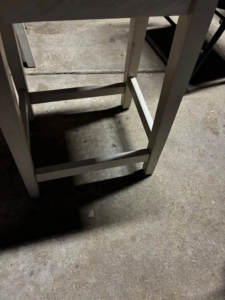 Two-tone wooden counter height bar stools - photo 5