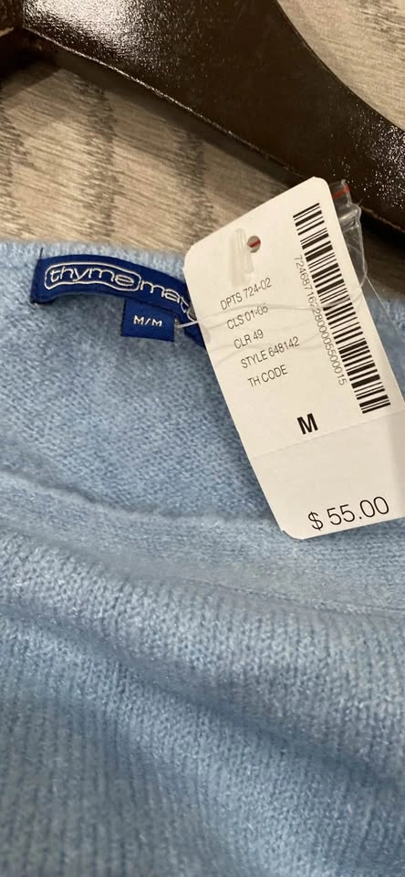 Thyme Maternity Sweater brand new size medium - photo 5