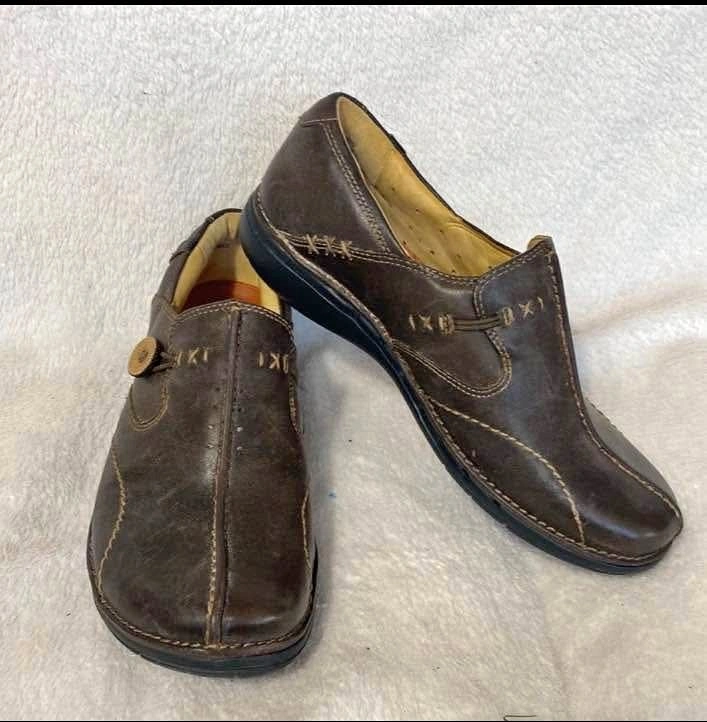 Clarks Unstructured Un.Loop Brown Leather Slip-On Loafer Shoes W
