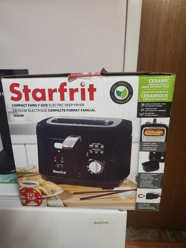 Starfrit Compact Family-Size Electric Deep Fryer