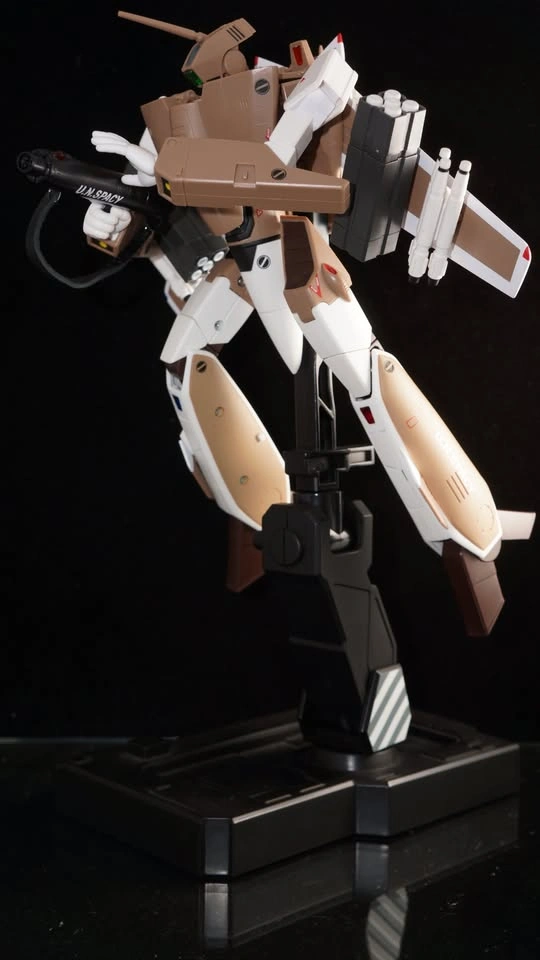 Yamato Macross/Robotech Display Stand for Valkyrie - photo 5
