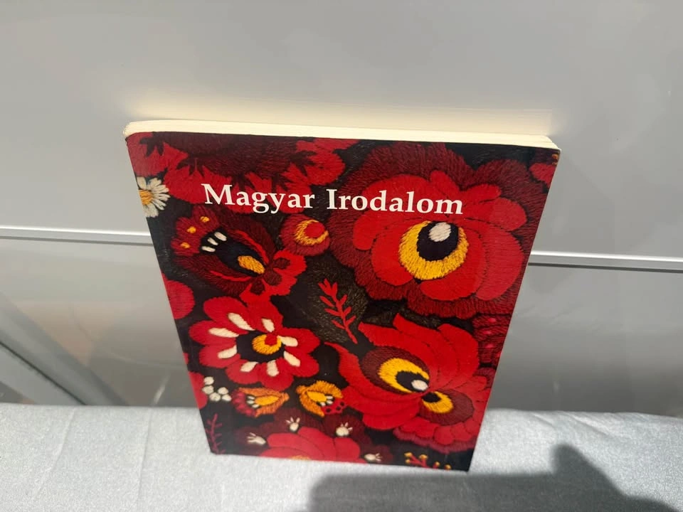 Magyar Irodalom (Hungarian poems and Stories) - photo 2