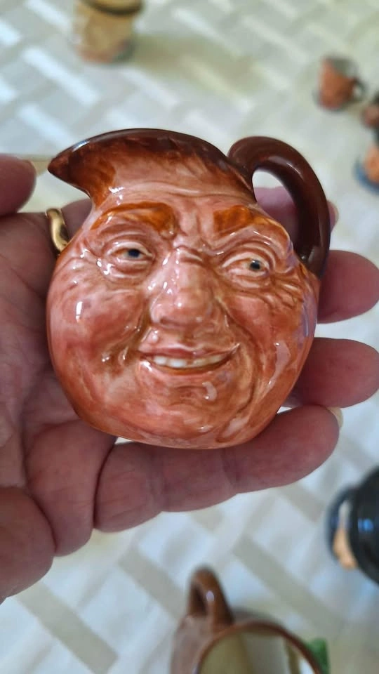 REDUCED * Miniature Toby mugs vintage collectibles - photo 5