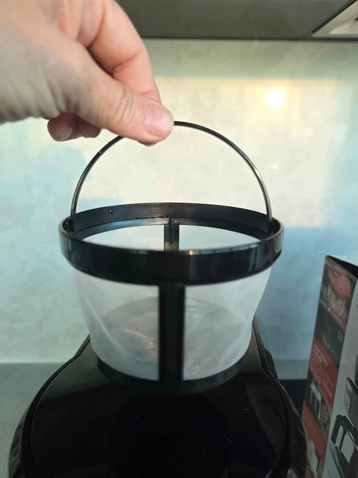 Coffee Maker - PROGRAMMABLE BLACK AND DECKER 12 CUP - photo 5