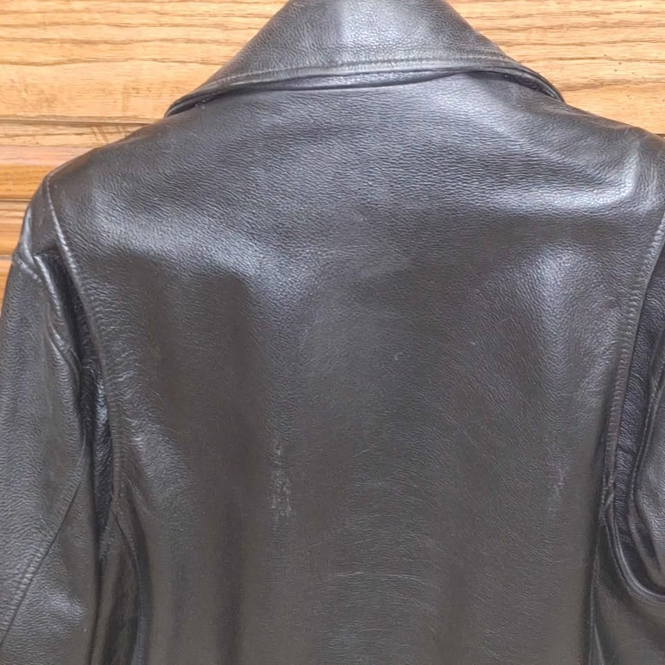Danier Leather Motorcycle Jacket - photo 3