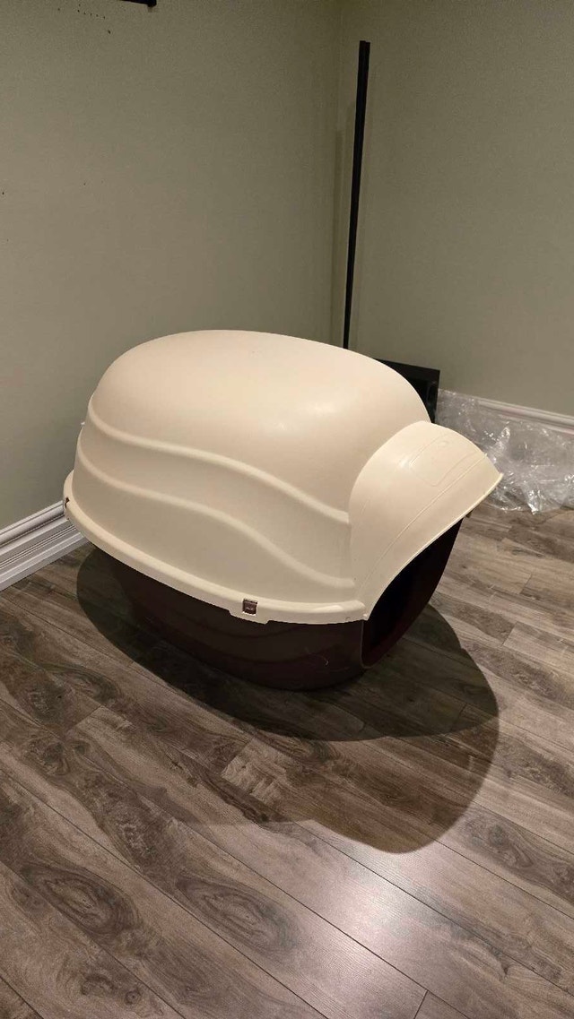 M-PETS Large Igloo Dog House – $90 OBO - photo 3