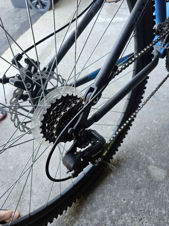Raleigh Huck 21-gear Mountain Bike - photo 4