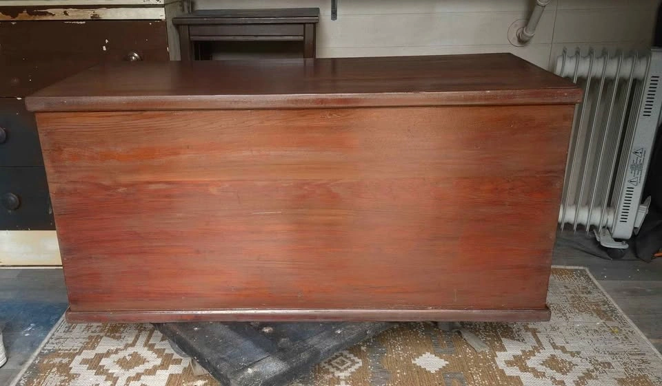Solid Cedar Blanket Chest - Coffee Table Trunk - photo 2