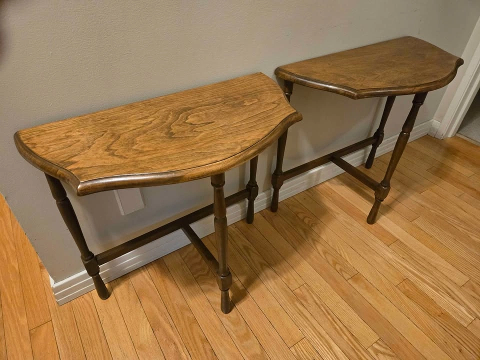 Vintage Half-Moon Console Tables / Demilune Pair - photo 2