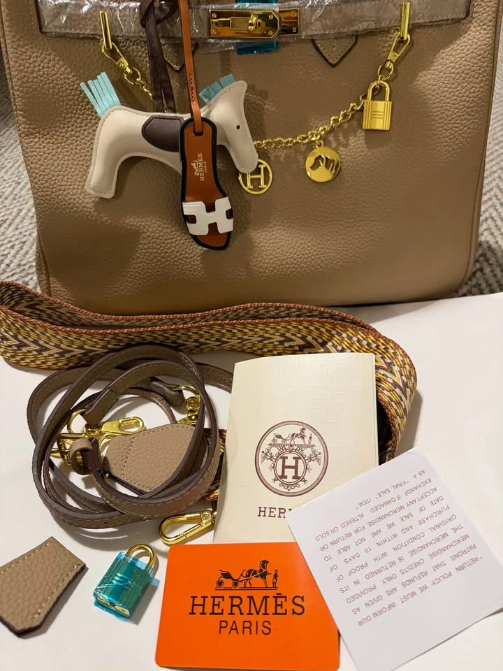 Beige Birkin-Style Handbag with Accessories - photo 3
