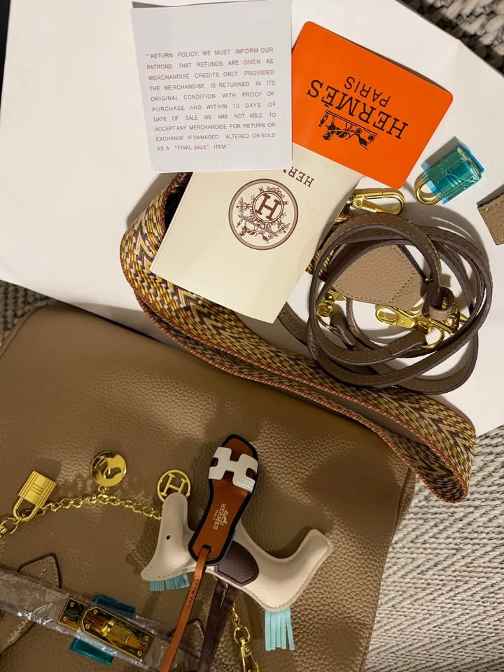 Beige Birkin-Style Handbag with Accessories - photo 4
