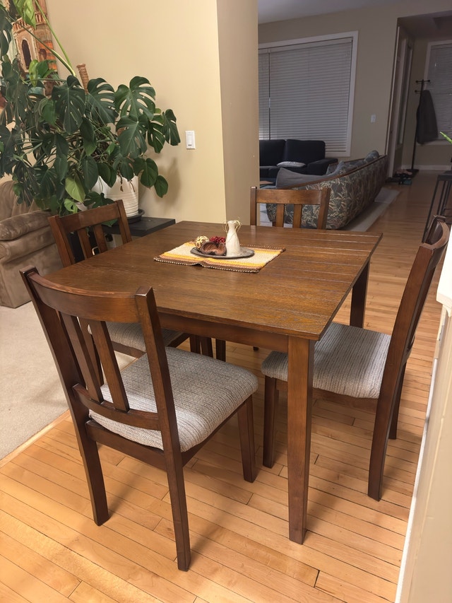 Dining Table Set with 4 Chairs - photo 3
