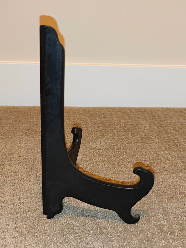 Vintage Black Wooden Folding Plate Stand / Display Easel 9" Tall - photo 2